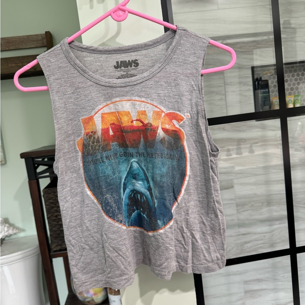 JAWS crop top